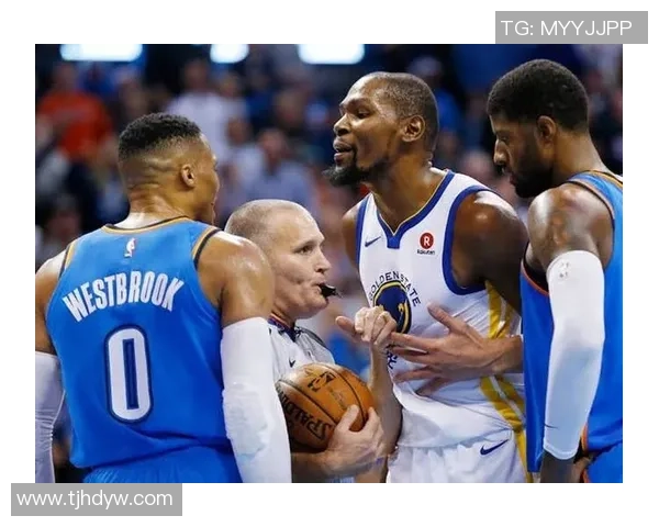 2016年2月21日NBA经典对决骑士与雷霆的精彩瞬间回顾与分析